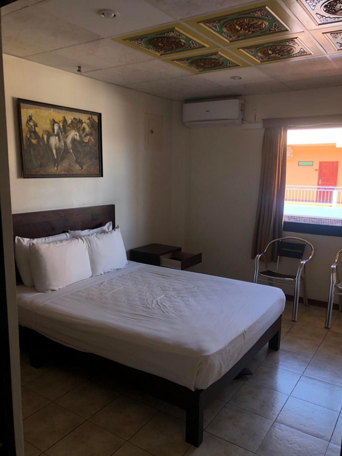 Hotel Puntarenas Beach Екстериор снимка