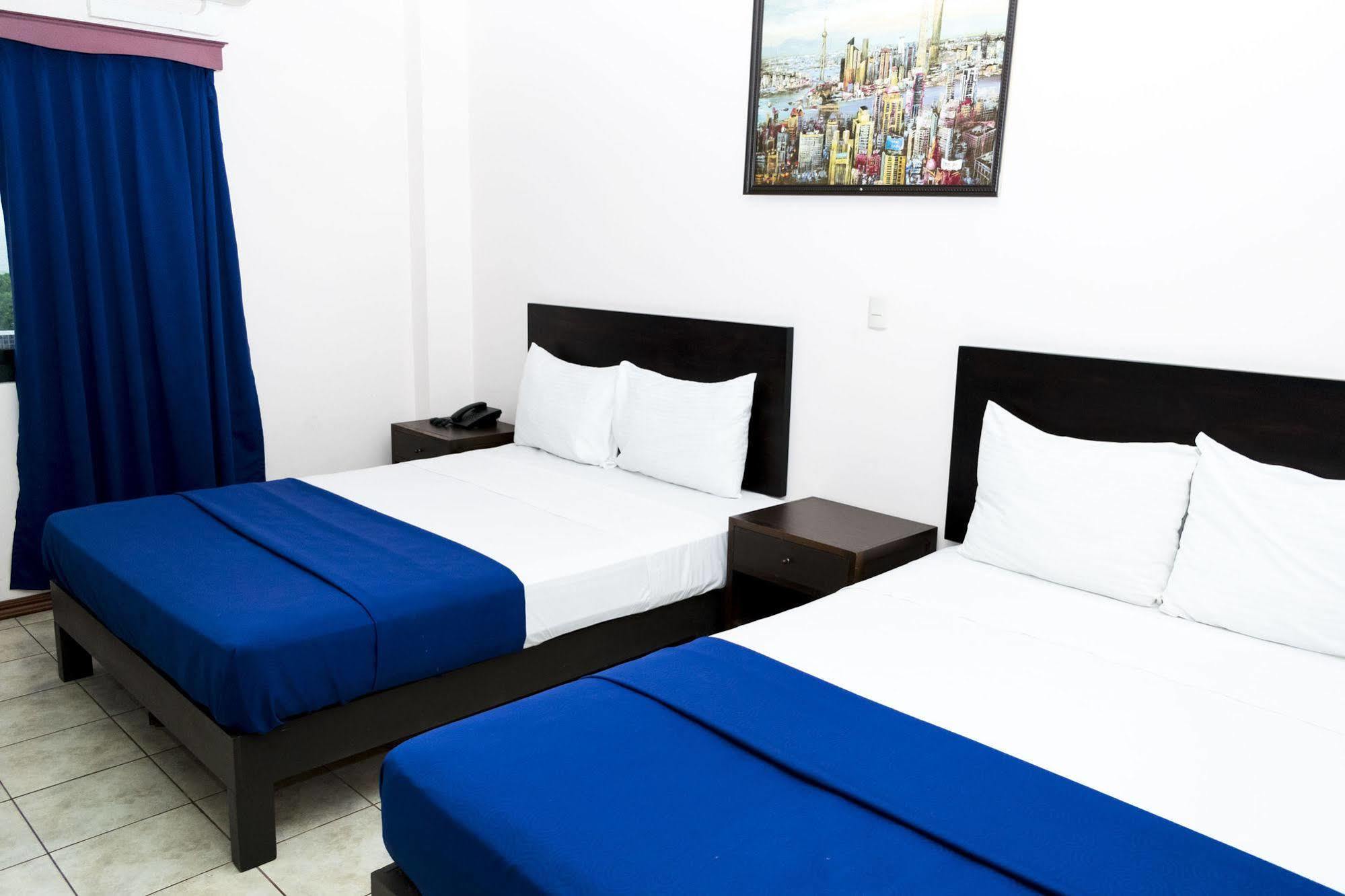 Hotel Puntarenas Beach Екстериор снимка
